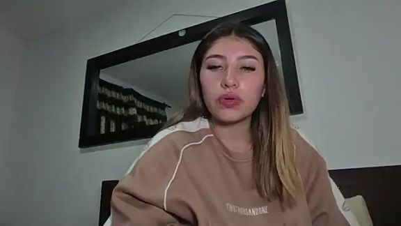 AliceTeenager___