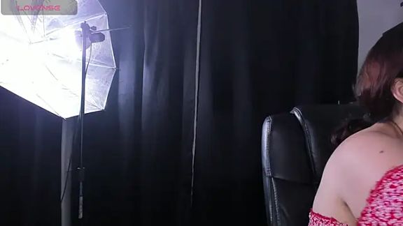 luna_big_boobs