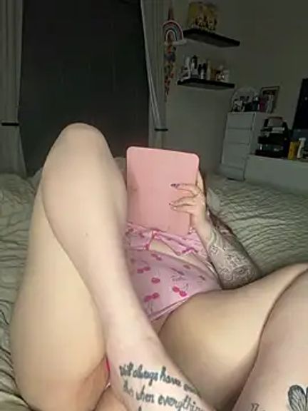 CurvyGirlMyla