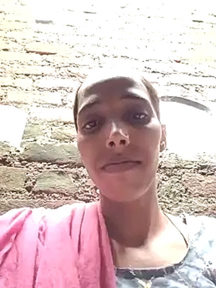 Pinki_thakur_1