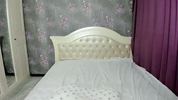 Naomi_Moon69