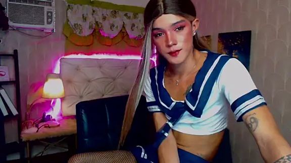 chloehotcummerxx