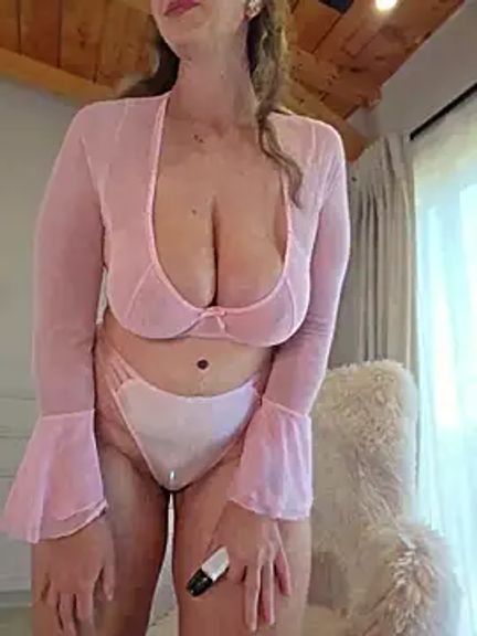 ellaxxstar