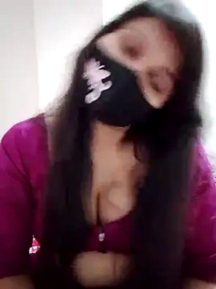 Sexy_Renu07