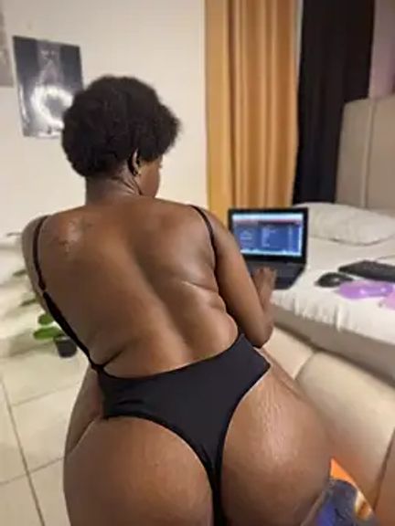 t-Booty_risky_