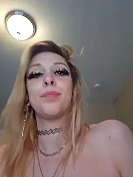 AmethystFoxx