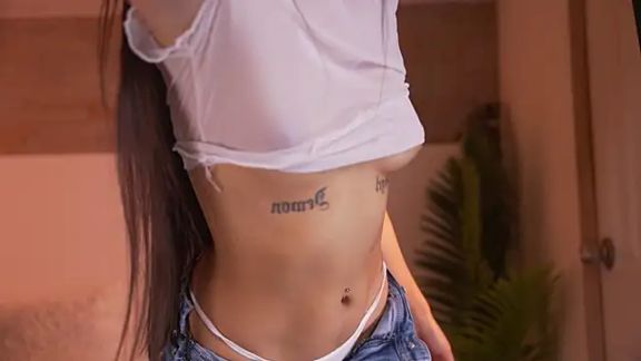 Ashley_Jones9