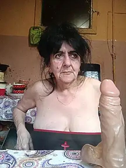Lovely_Lori