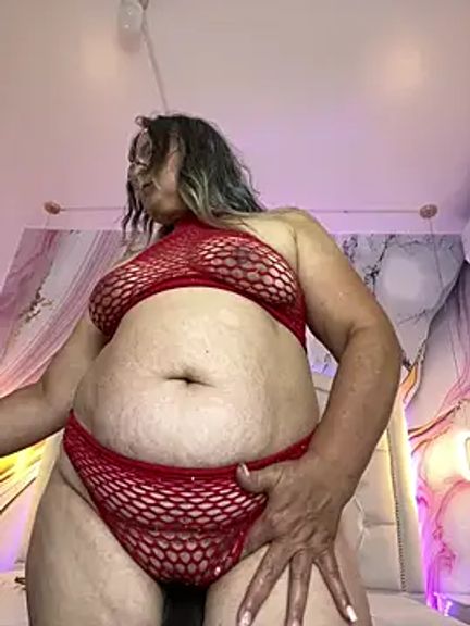 Lucy_Milf_474