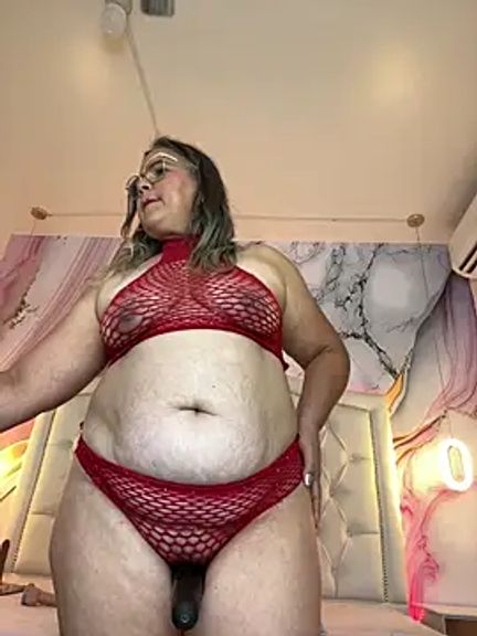 Lucy_Milf_474