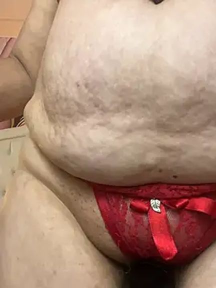 Lucy_Milf_474
