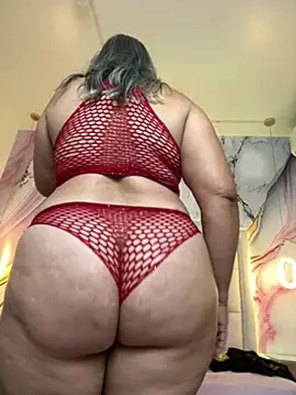 Lucy_Milf_474
