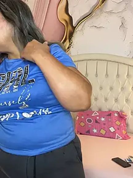 Lucy_Milf_474
