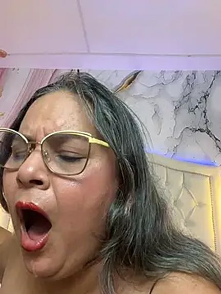Lucy_Milf_474