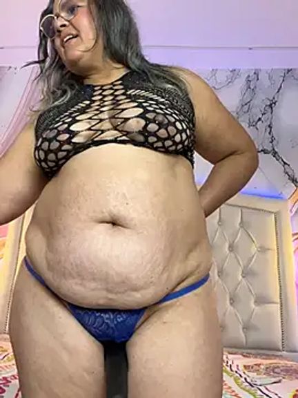 Lucy_Milf_474