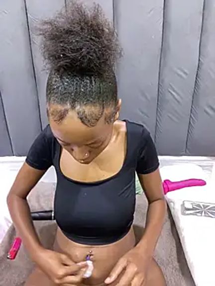 SexyPetitex25