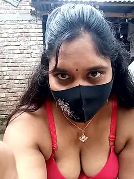 Hot_Maleka