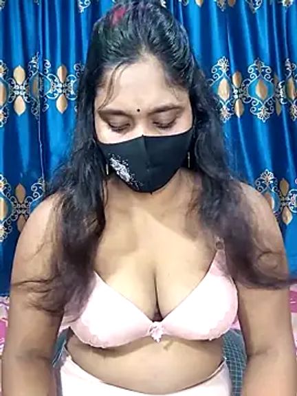 Hot_Maleka