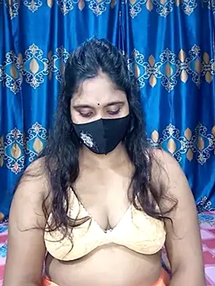Hot_Maleka