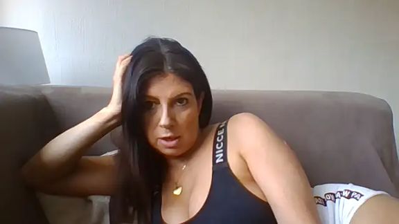 PetiteExquisteMilly