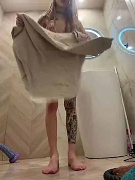 mc-Olivia