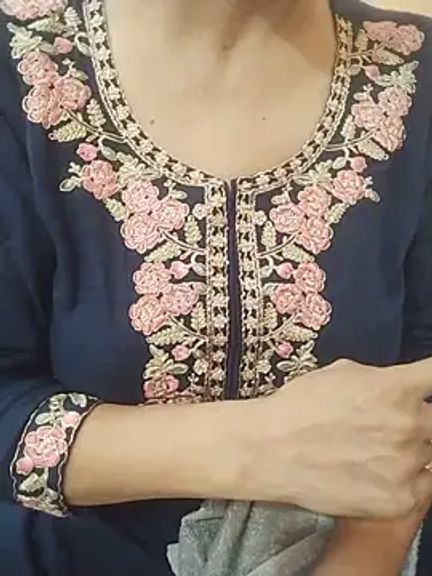 MeenuBhabhi547