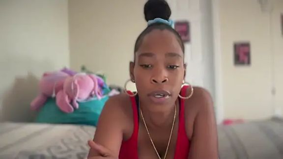 Cum2Charm