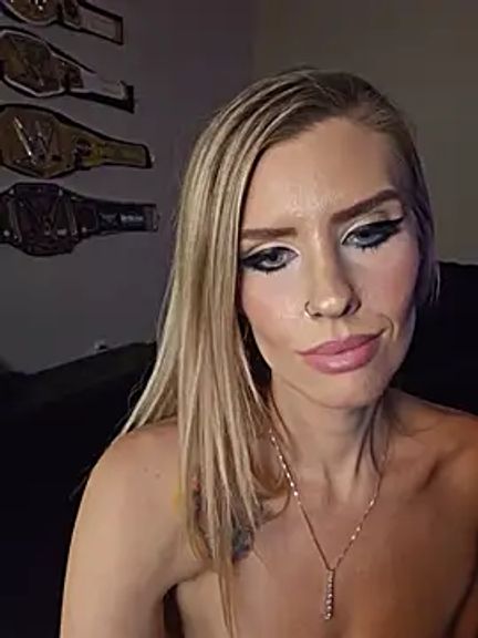 ellieconradxo