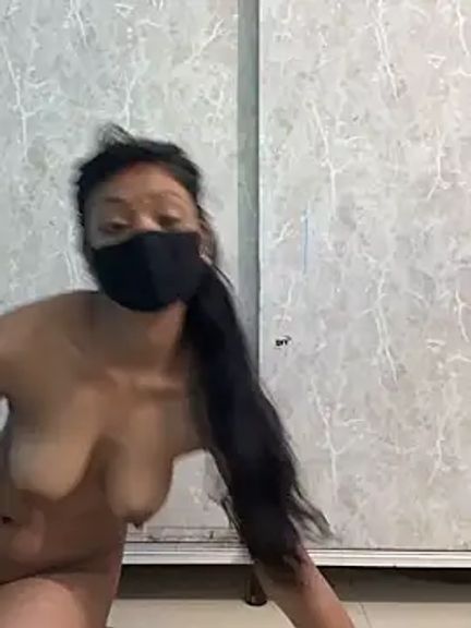 Nisha_cam12
