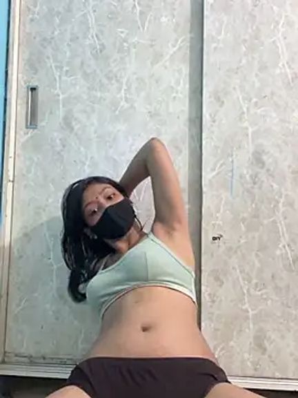 Nisha_cam12
