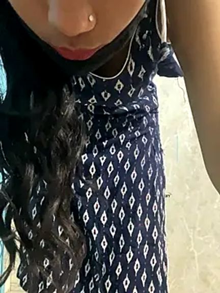 Nisha_cam12