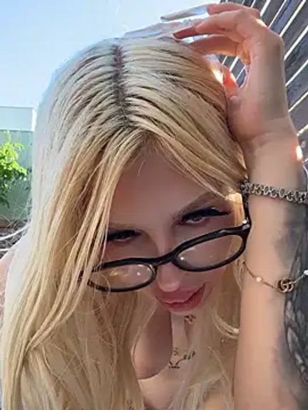 Steffi_Snowbunny