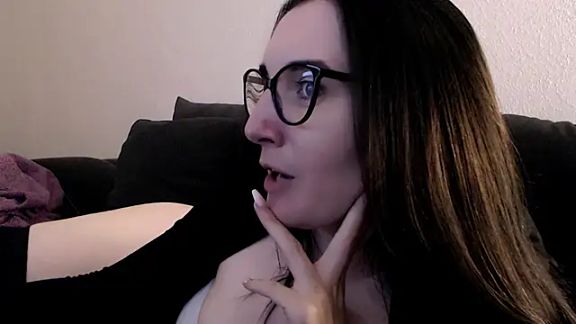 Alina_Lamour