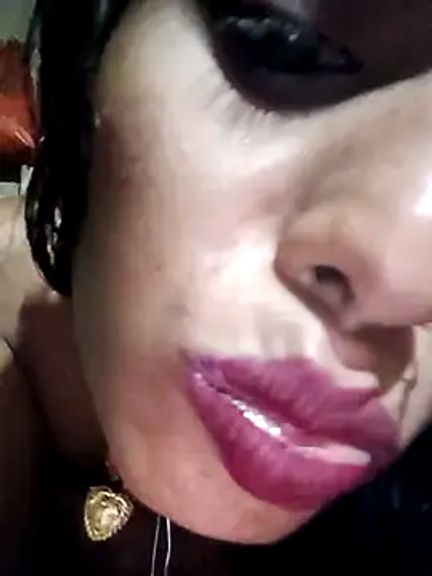 Hot_Riya33A