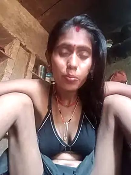 Hot_Riya33A