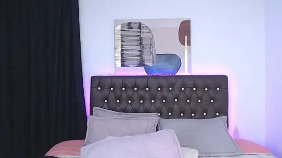 mia_aira
