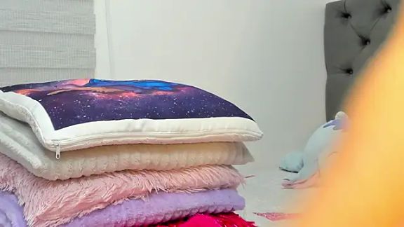 Elizabeth_18_