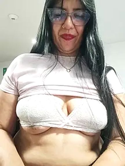 aisha_latina