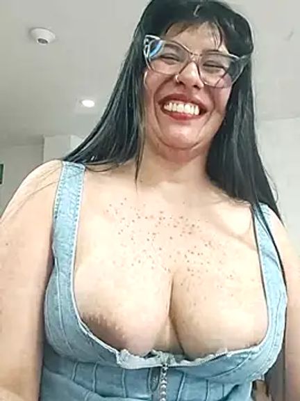 aisha_latina