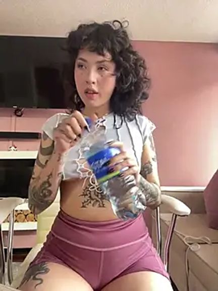 cora_coraline