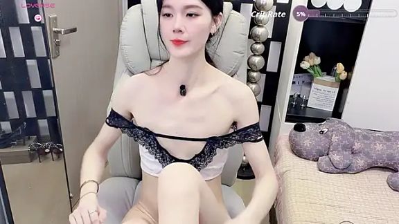 Yueyue-MM