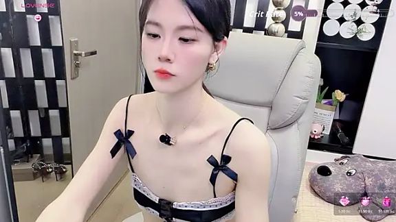 Yueyue-MM