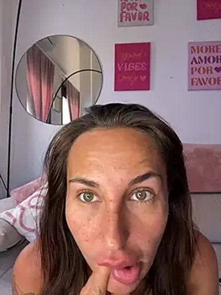 Rosieredxox