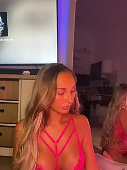 Rosieredxox