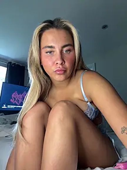 EllaBluee