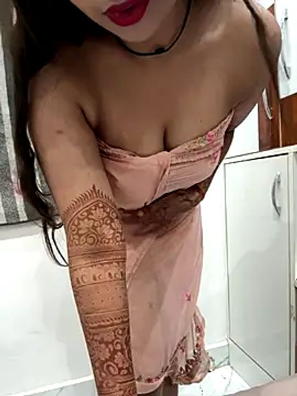 Hot_Mayra25