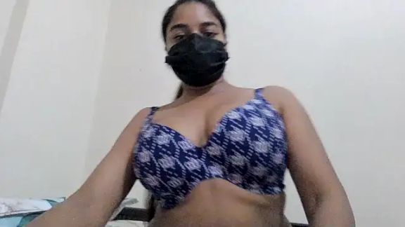 Little_toy_girl
