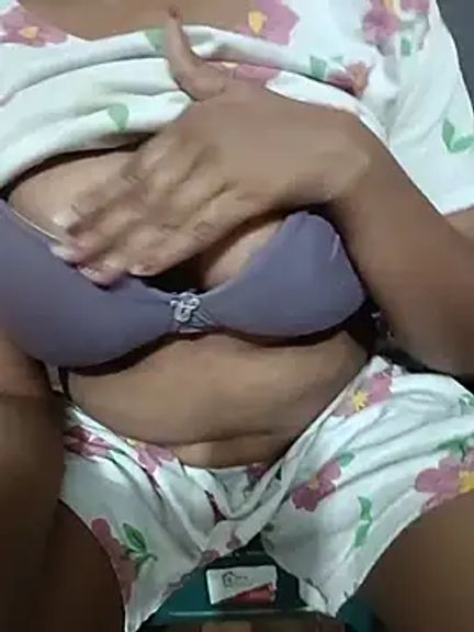 Little_toy_girl