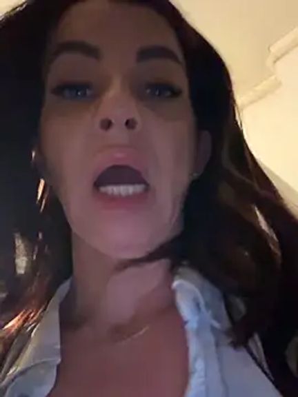 Roxanne_Skye