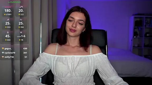 olivia_jeas